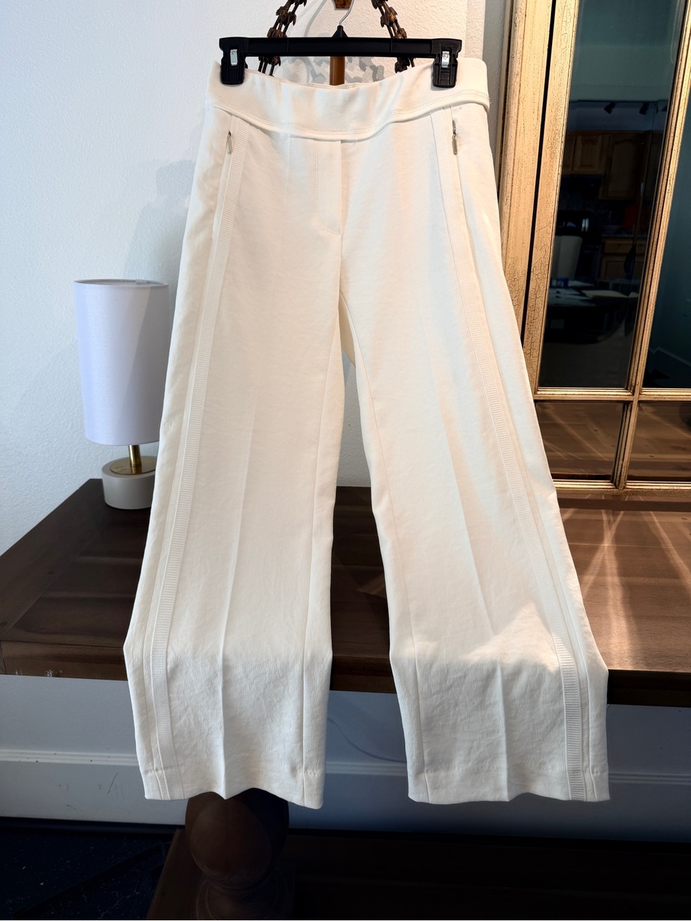 Beats Hyemann HyWide-Leg Cream Knit Pants Very Classy but can be worn casual.